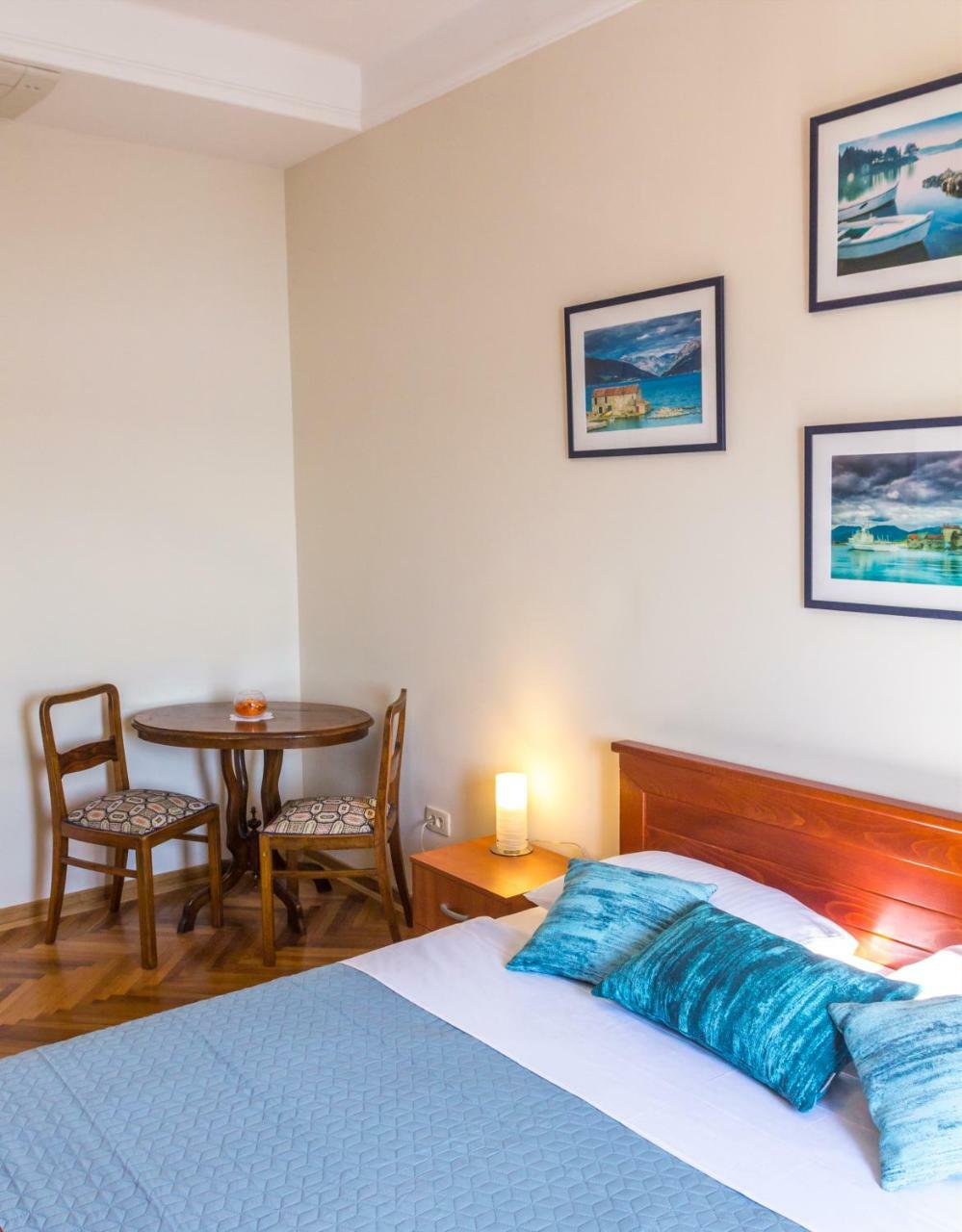 Apartman Natalia Tivat Bagian luar foto