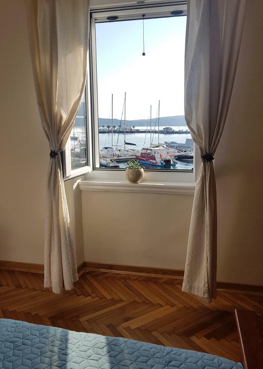 Apartman Natalia Tivat Bagian luar foto